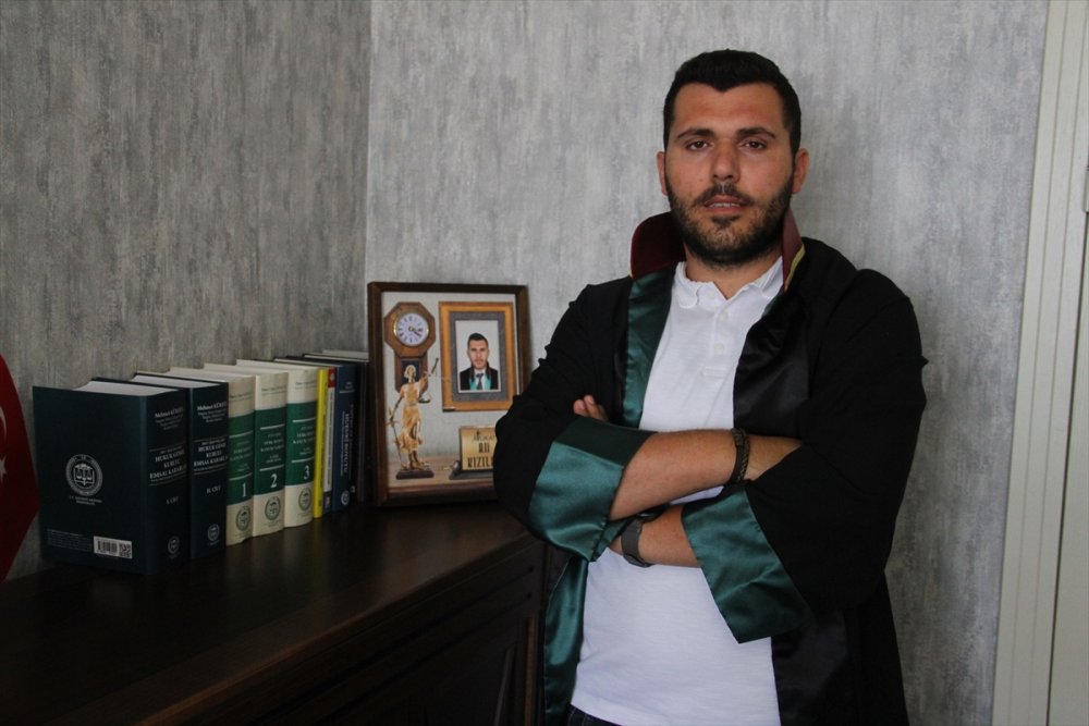 Kameramanın Eğlencesi Pahalıya Mal Oldu