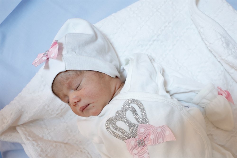 Bebeklerini Sağlıkla Kucağına Alan Annelerden "Aşı Olun" Çağrısı