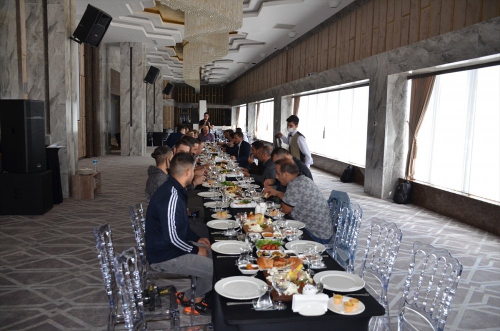 Ak Parti Karaman Milletvekili Selman Oğuzhan Eser Basın Mensuplarıyla Buluştu