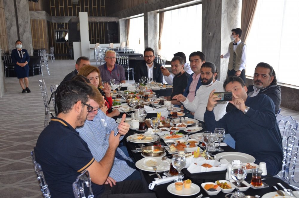 Ak Parti Karaman Milletvekili Selman Oğuzhan Eser Basın Mensuplarıyla Buluştu