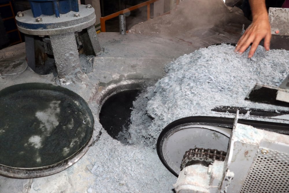 Niğde'de Deri Atığından Gübreye Üretiliyor