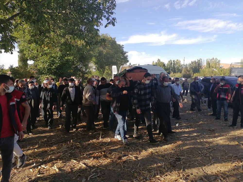 Konya'da Sulama Havuzunda Hayatını Kaybeden Çocuk Defnedildi