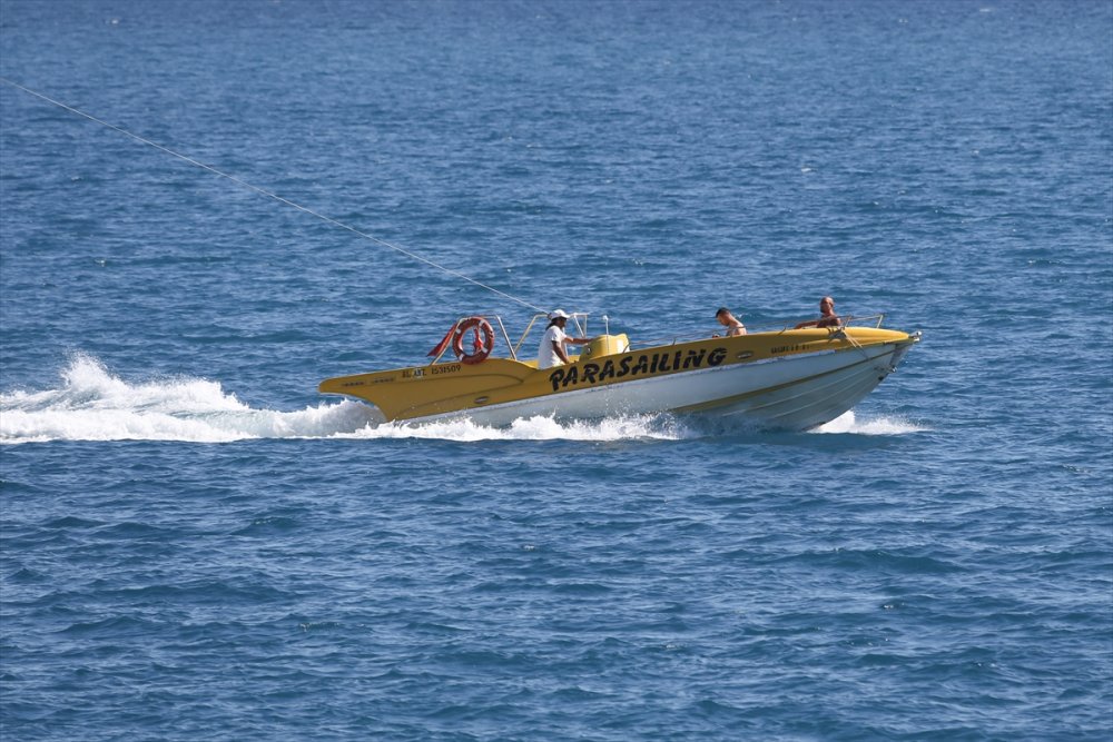 Antalya'da Ekimde Deniz Keyfi