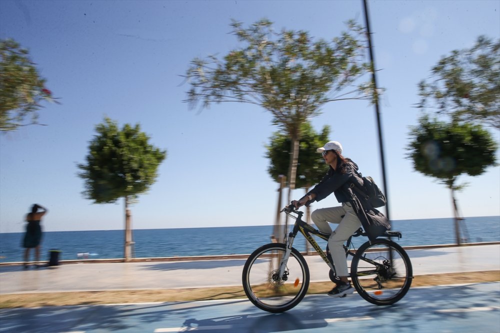 Antalya'da Ekimde Deniz Keyfi