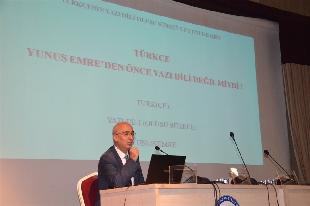 Yunus Emre Dilimizle Yaşamaya Devam Ediyor