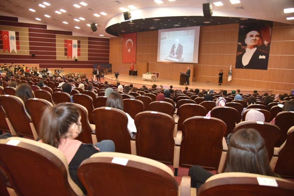 KMÜ'de Tanışma Ve İntibak Toplantıları