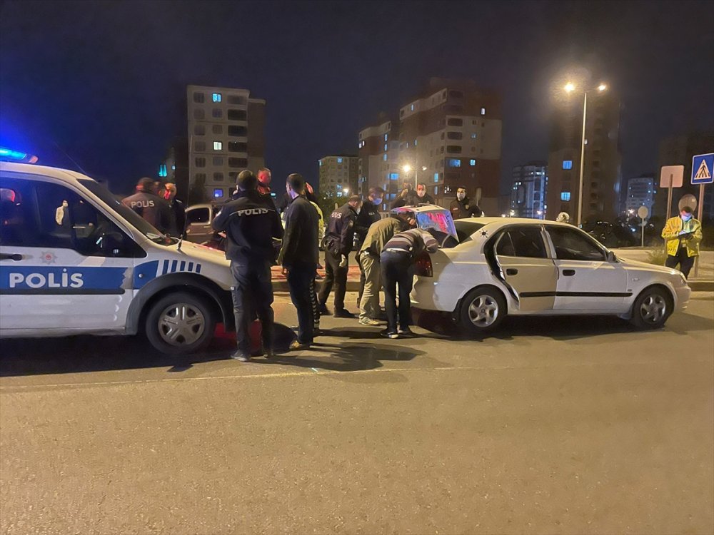 Kayseri'de Polisten Kaçan Şüpheli Kovalamaca Sonucu Yakalandı