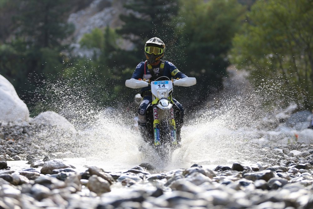12. Sea To Sky Enduro Yarışları'nın Şampiyonu Wade Young Oldu