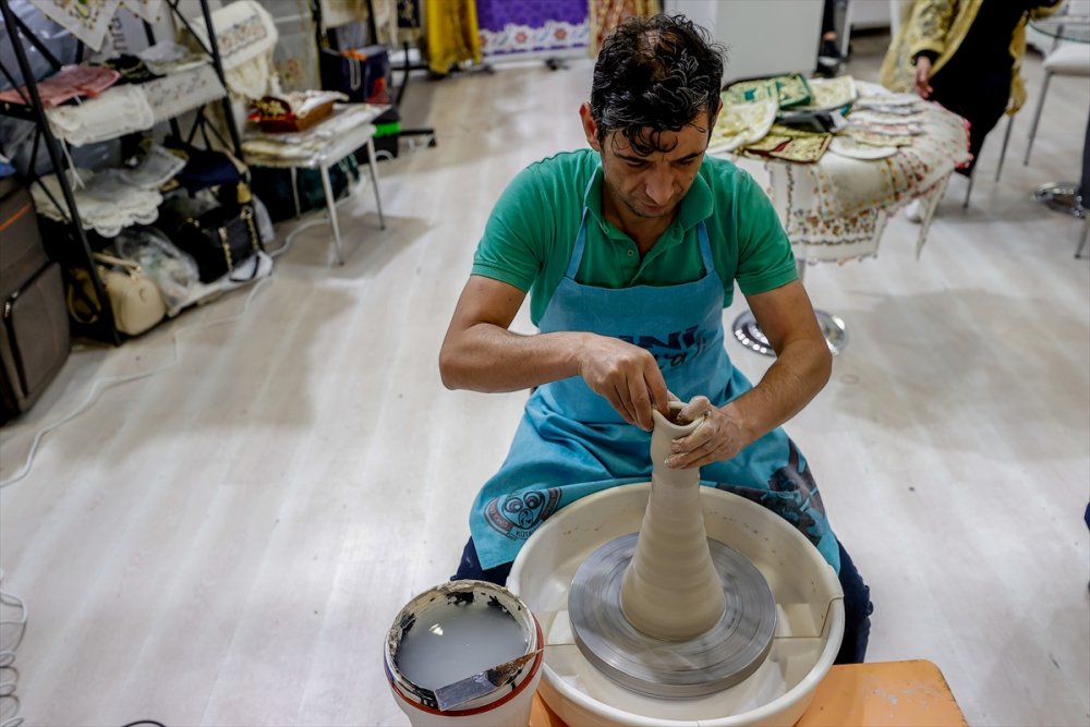 Yöresel Ürünler Fuarı Antalya'da Açıldı