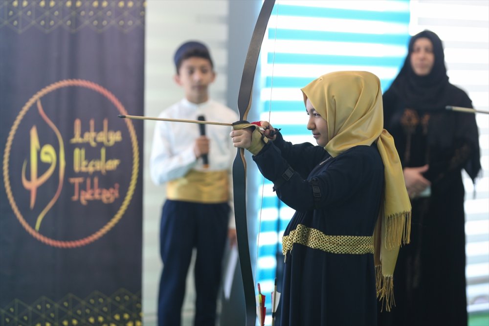 Antalya Okçular Tekkesi'nde Mevlid-i Nebi Programı Gerçekleştirildi