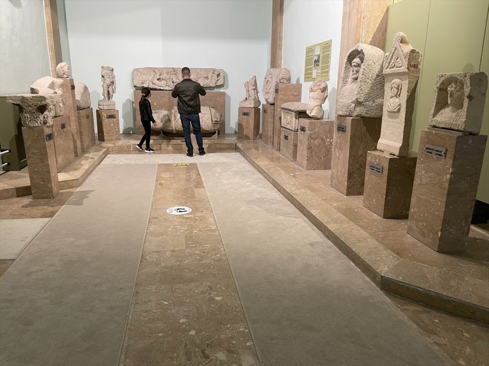 Niğde'de Müze Uzmanlarına Hizmet İçi Eğitim Verildi