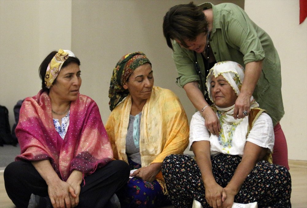 Bu Grubun Hikayesinde Kadınlar Olacak