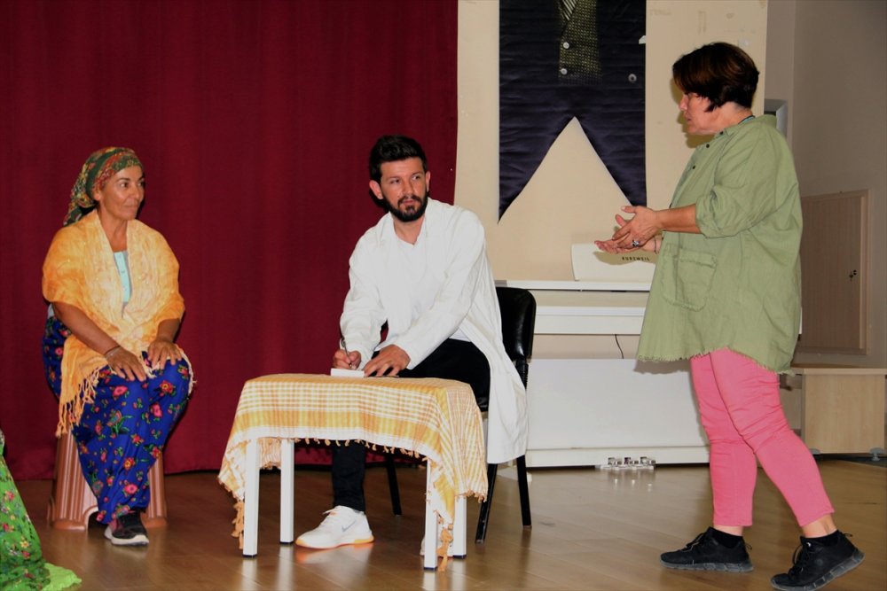 Bu Grubun Hikayesinde Kadınlar Olacak