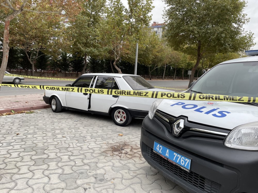Konya'da Bir Kişi Park Halindeki Otomobilde Ölü Bulundu