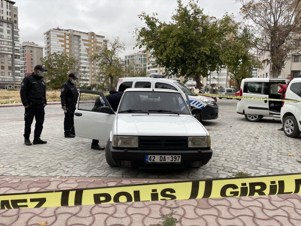 Konya'da Bir Kişi Park Halindeki Otomobilde Ölü Bulundu
