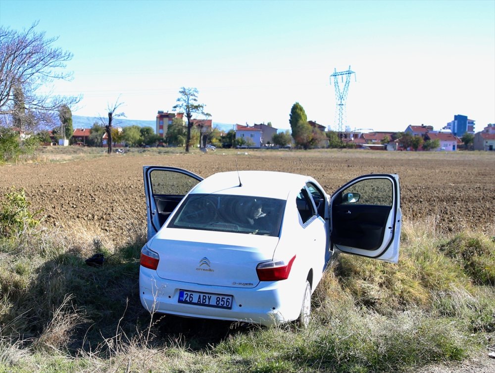 Otomobilinde Ölü Bulundu