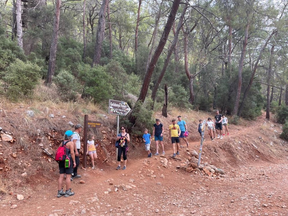 Gelidonya Feneri Turistlerin De Uğrak Yeri Oldu