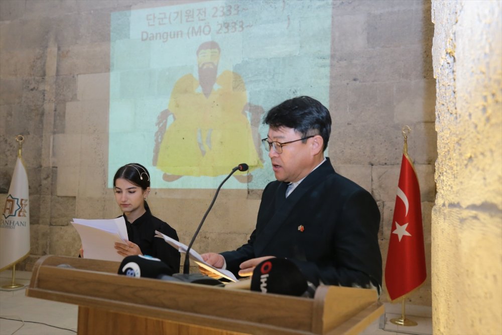 Aksaray’da Kore - Türk Tarih Semineri Düzenlendi