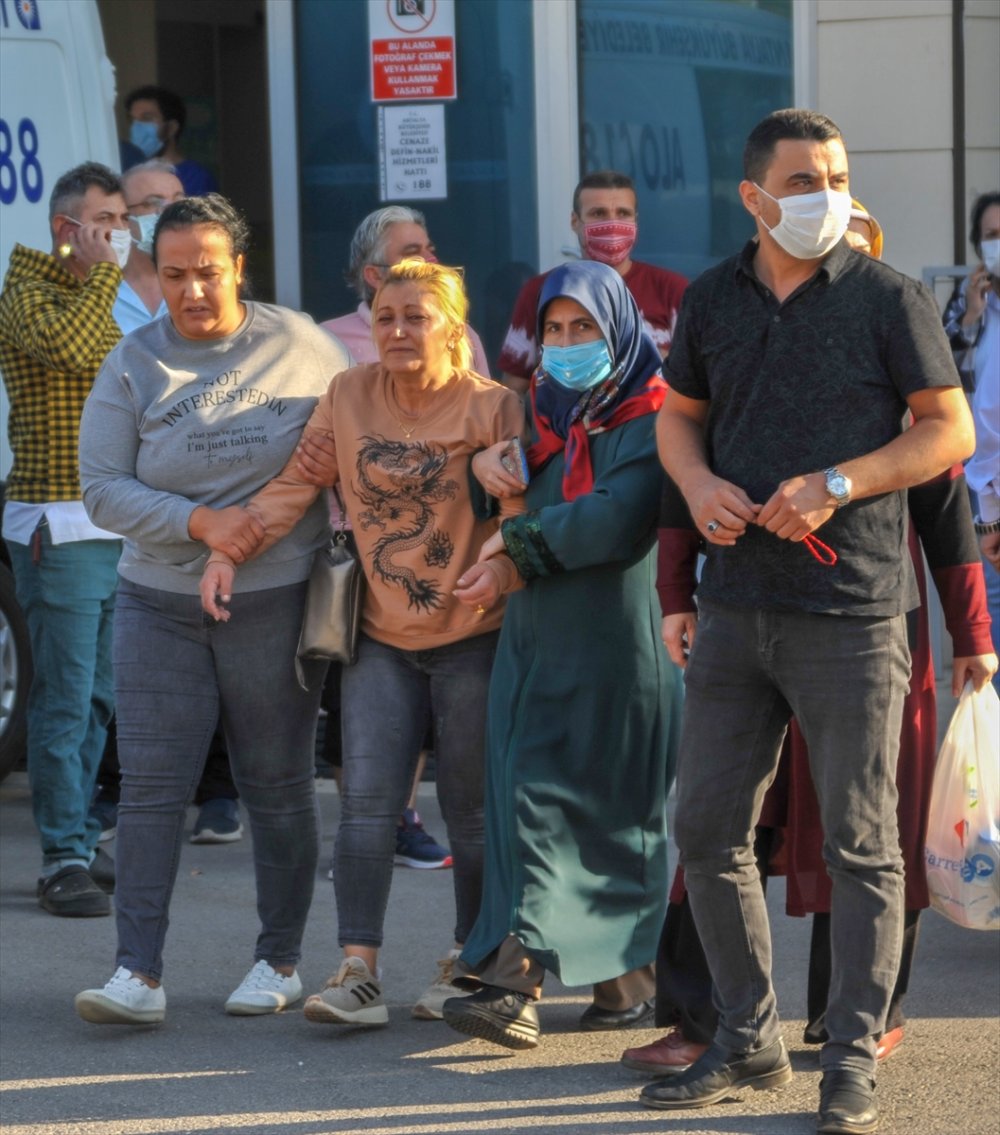 Antalya'da Cinayet ve Kuyumcu Soygunu