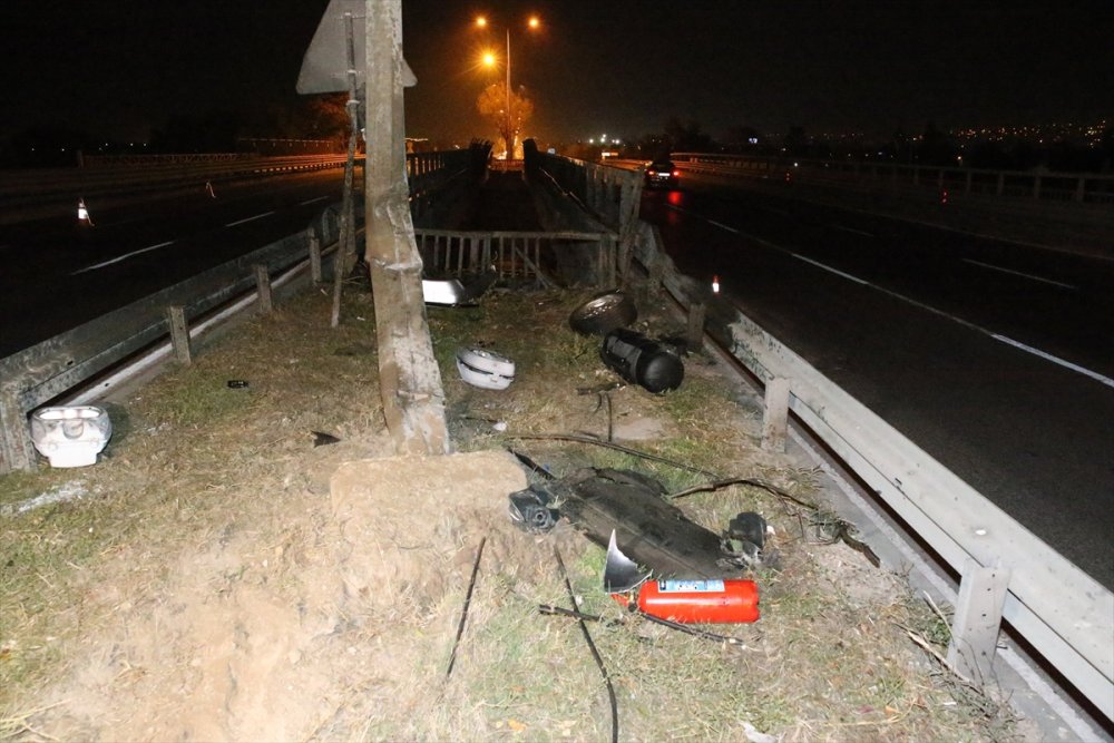 Eskişehir'de Trafik Kazasında 1 Kişi Öldü, 3 Kişi Yaralandı