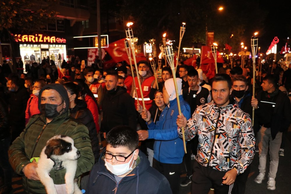 Niğde'de 29 Ekim Cumhuriyet Bayramı Kutlanıyor