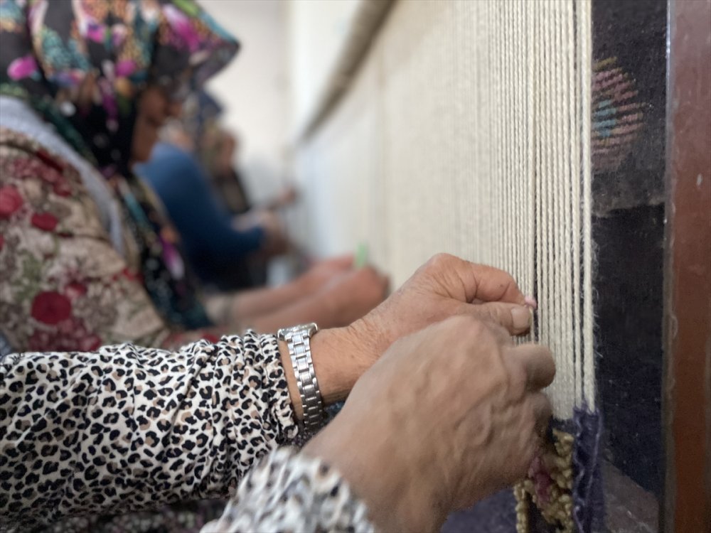 Köylü Kadınların El Emeği Özlem Muhtar İle İhracata Dönüştü