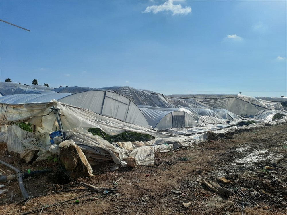 Mersin’de Şiddetli Rüzgar Ve Sağanak Etkili Oldu