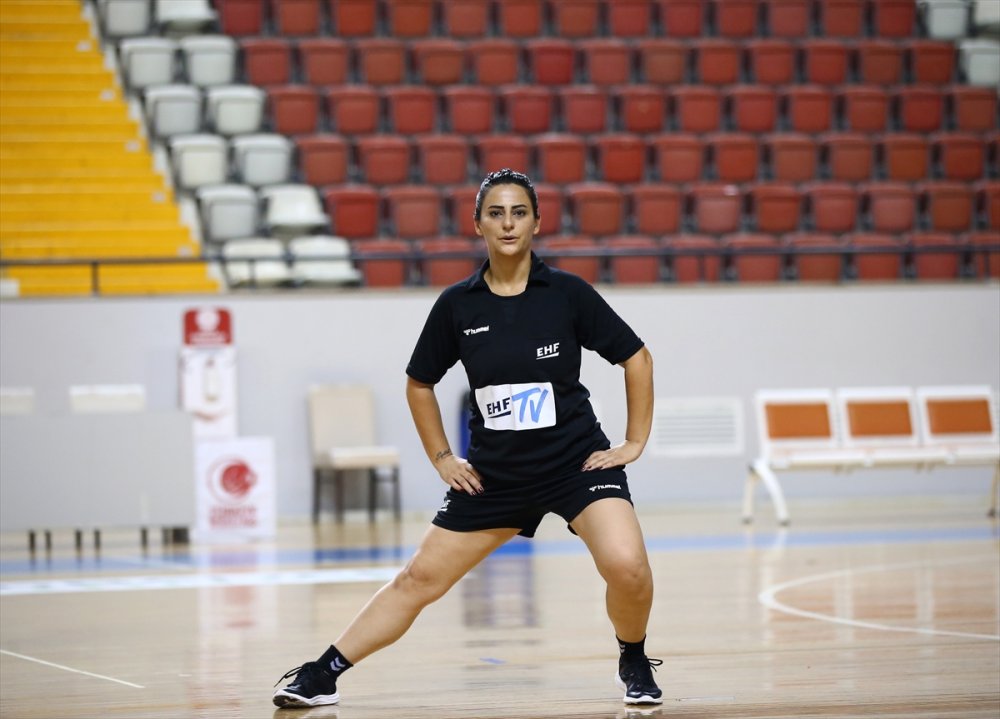 Kadın Hentbol Hakeminin Hedefi Şampiyonlar Ligi Finali Yönetmek