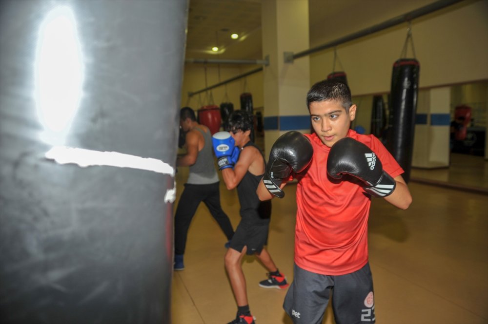 Lösemiyi 2 Yılda "Eakavt Etti" Ve Çok Sevdiği Ringlere Döndü