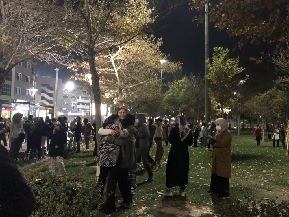 Konya'daki 5,1 Büyüklüğünde Deprem Paniğe Yol Açtı