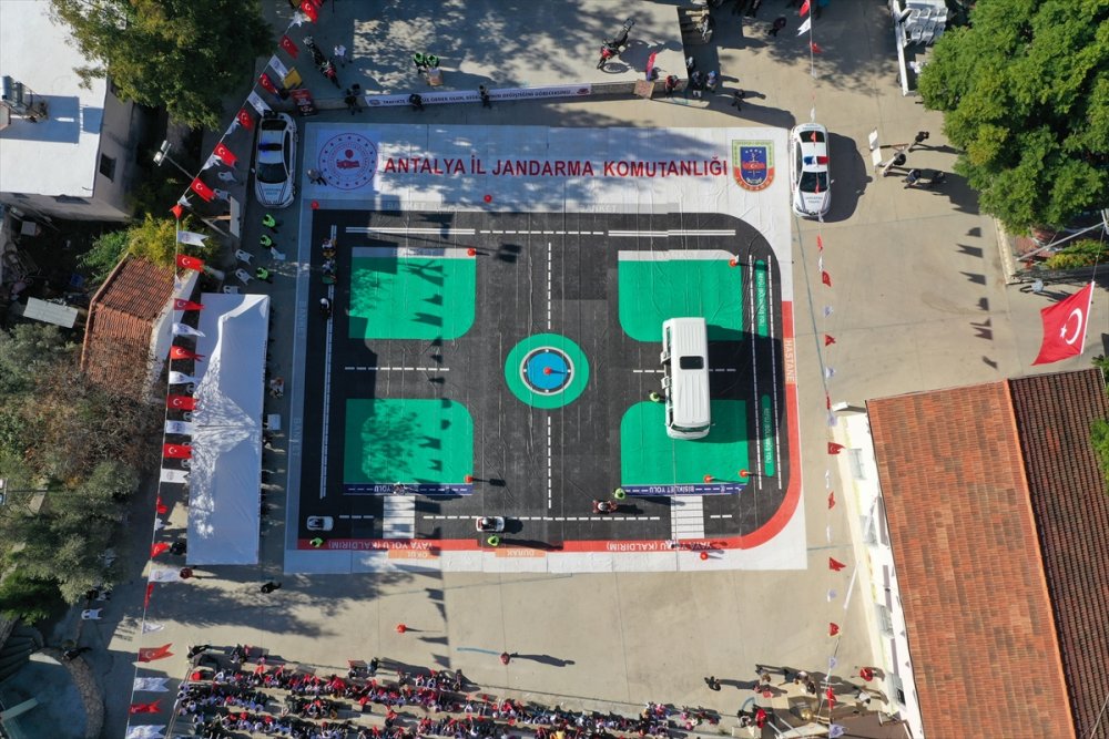 Kaş'ta Trafik Etkinliği Düzenlendi