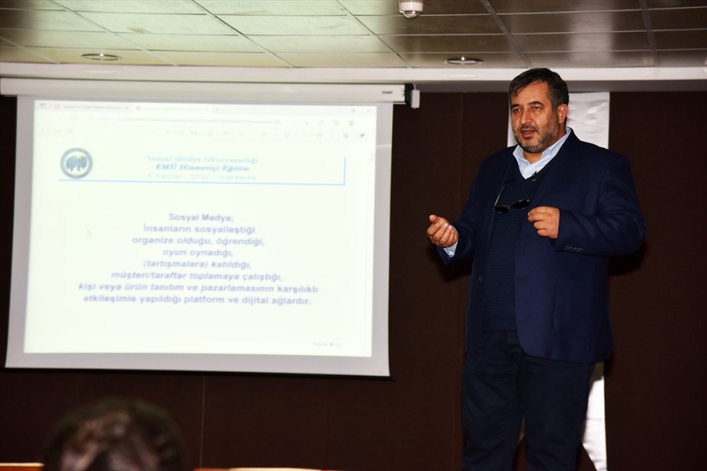 KMÜ'de "Sosyal Medya Okuryazarlığı" Eğitimi
