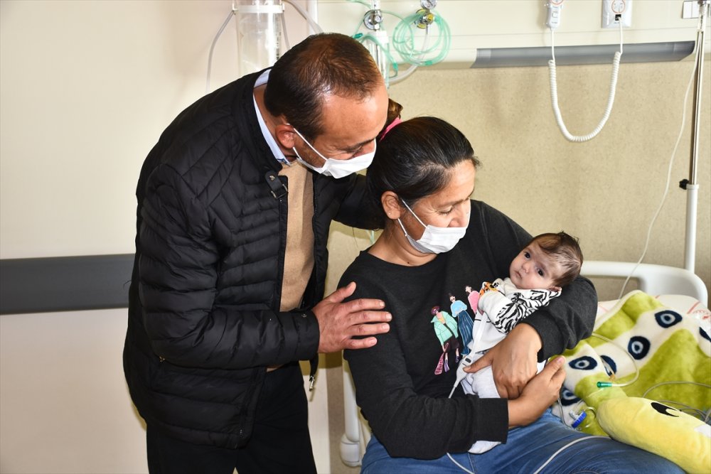 Minik Bebek, 53 Günlük Yaşam Savaşını Kazandı