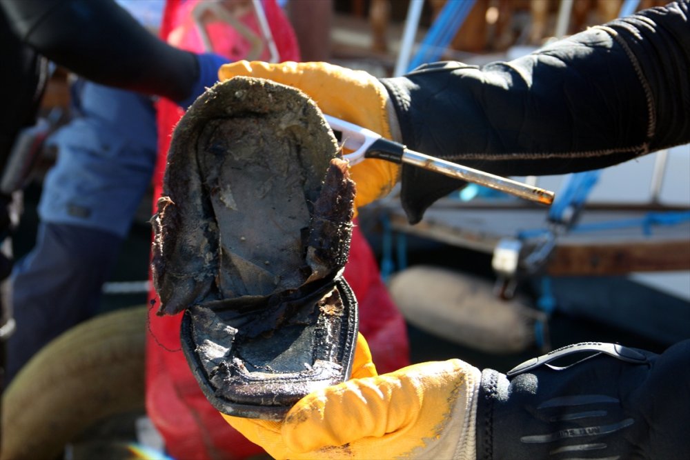 Antalya'da Dip Temizliğinde Yok Yoktu