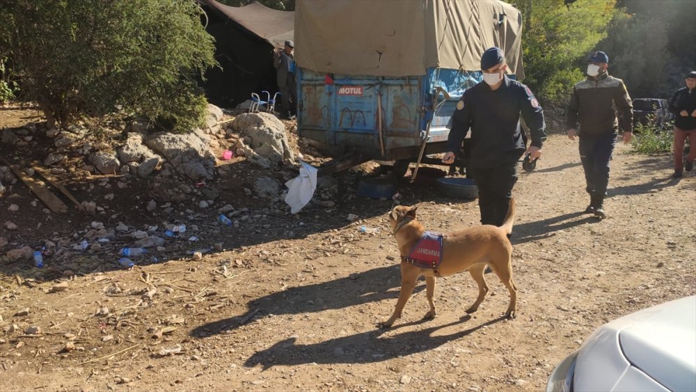 Güncelleme - Mersin'de Kaybolan 3 Yaşındaki Çocuğu Arama Çalışmaları Devam Ediyor