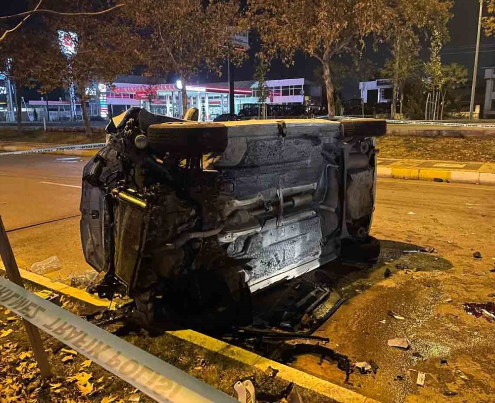 Aksaray'da 6 Otomobil Birbirine Girdi