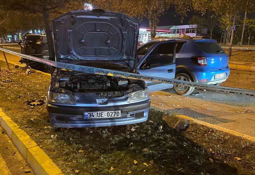 Aksaray'da 6 Otomobil Birbirine Girdi