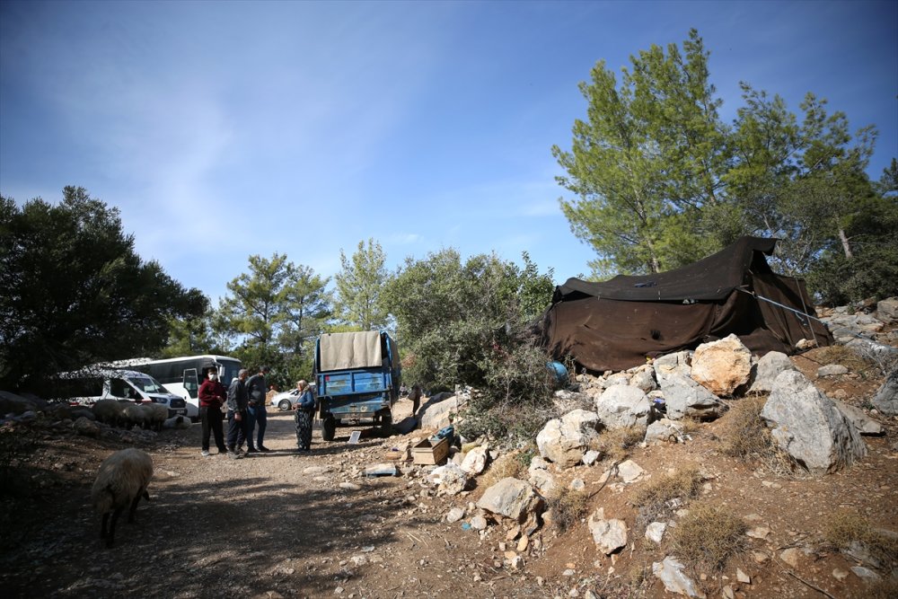 Mersin'de Kaybolan 3 Yaşındaki Çocuğu Arama Çalışmaları Sürüyor