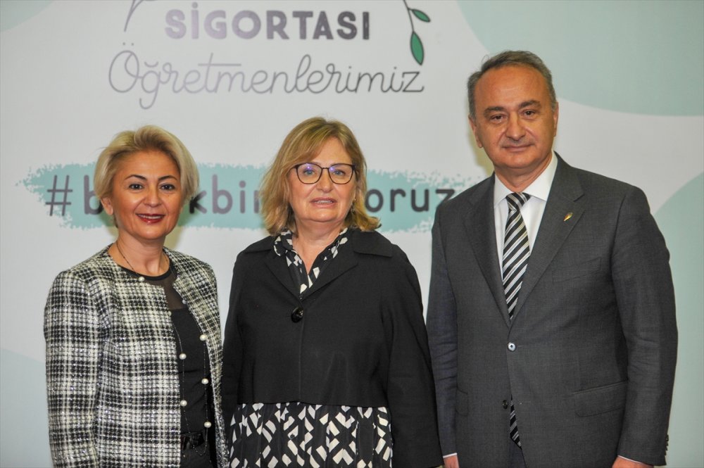 Kadın Köy Öğretmenleri Antalya'da Buluştu