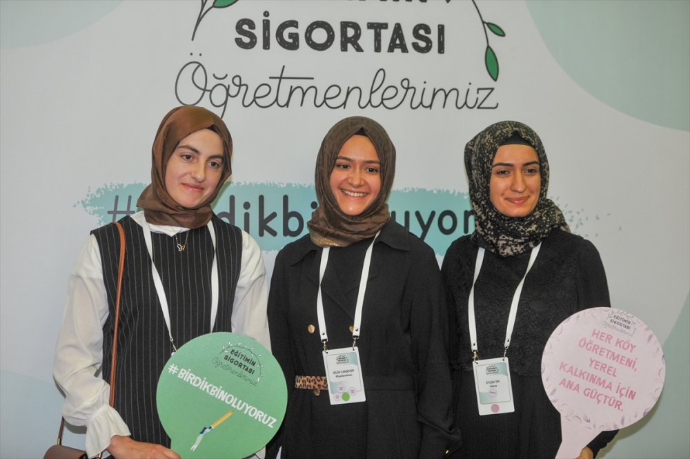 Kadın Köy Öğretmenleri Antalya'da Buluştu