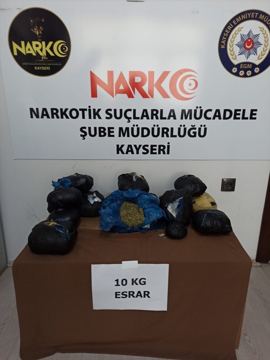 Kayseri'de 10 Kilogram Esrar Ele Geçirildi
