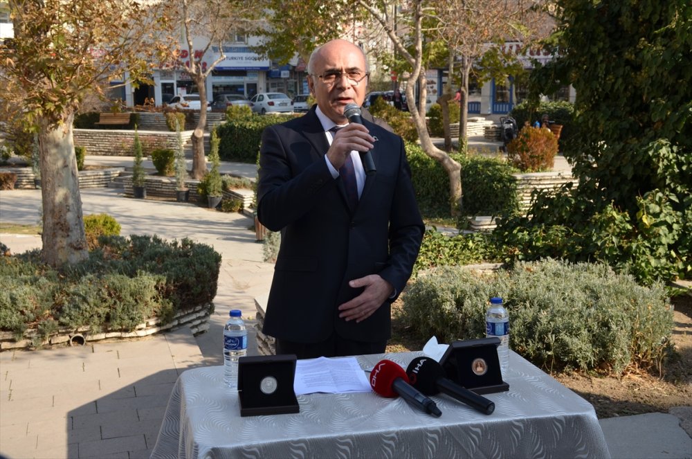 Yunus Emre Yılı İçin Hatıra Para Basıldı