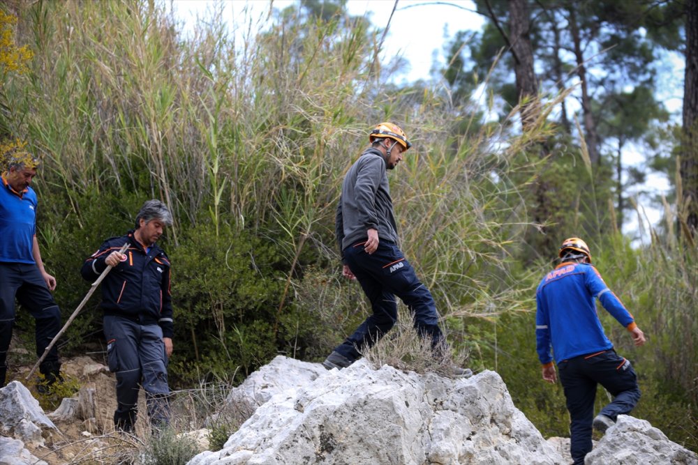 Gülnar'da Müslüme İçin Aramalar Kanyonda Sürüyor