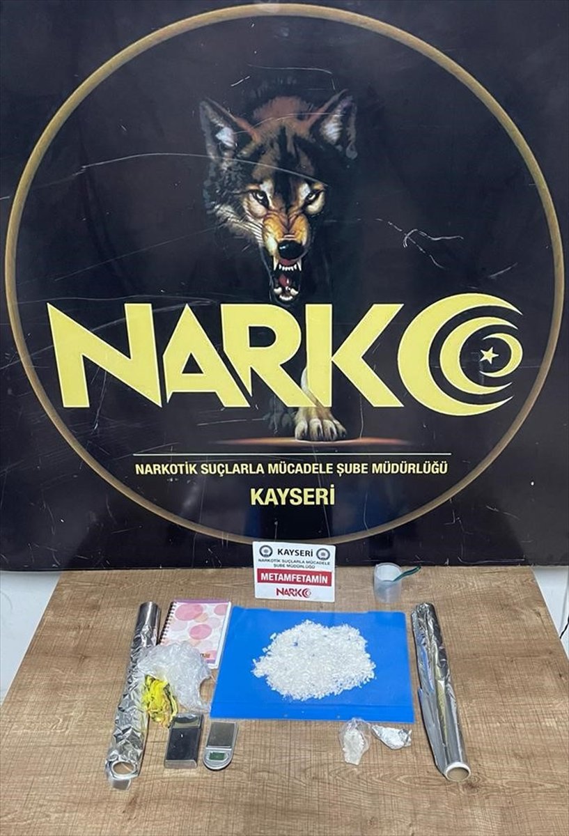 Kayseri'de Uyuşturucu Sattıkları İddia Edilen 4 Zanlı Yakalandı