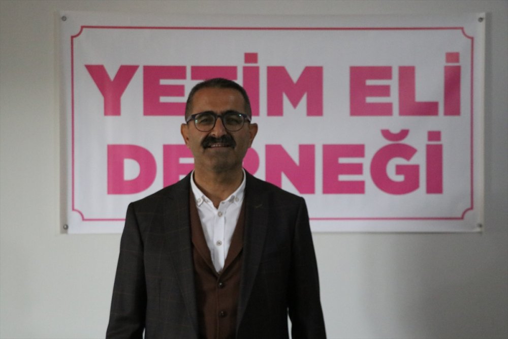 Niğdeli Hayırseverden Yetimlere Ve Ailelerine Yardım Eli