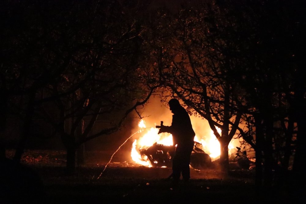 Niğde'de Evin Bahçesindeki Boş Karavanda Patlama
