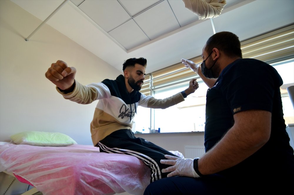 Konyalı Genç Azmiyle Hayata Tutunmaya Çalışıyor