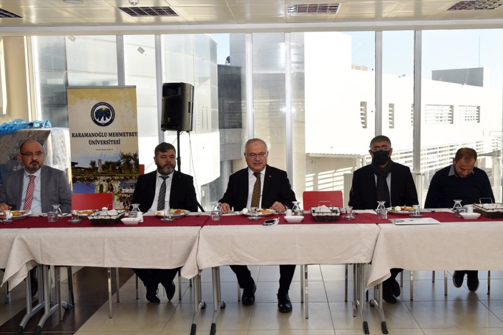 KMÜ Rektörü Ak  Öğrenci Toplulukları Temsilcileriyle Buluştu