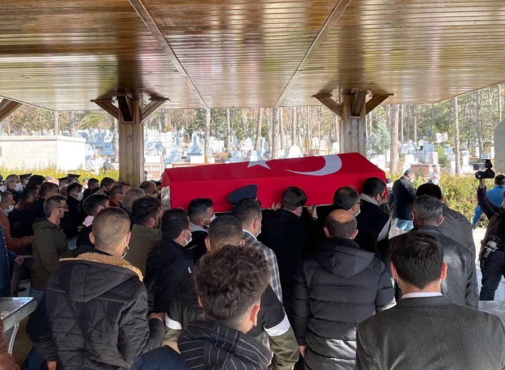 Kalp Krizi Geçiren Aksaraylı Asker İçin Son Görev