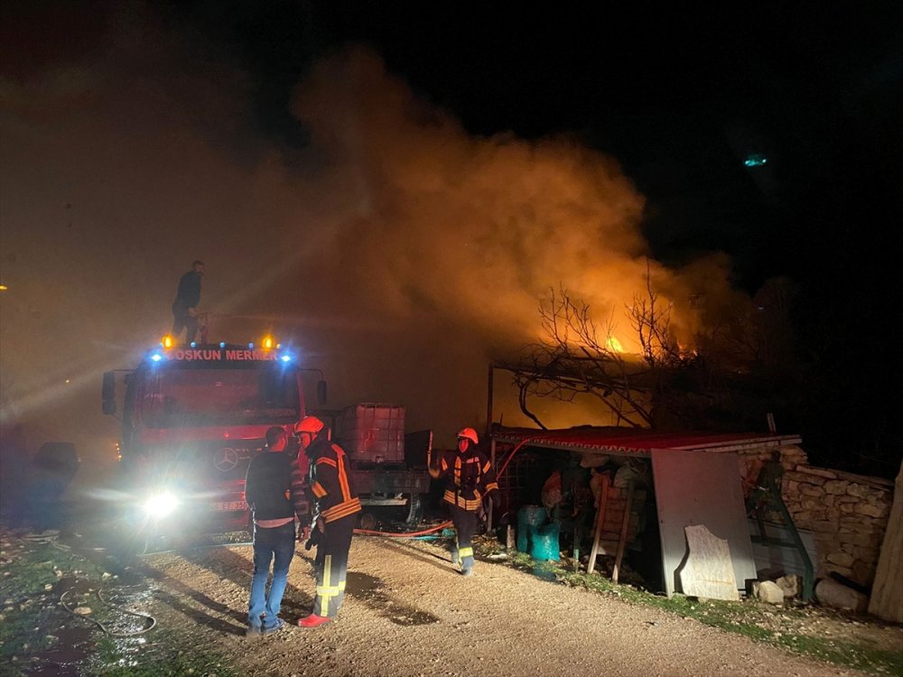 Karaman Taşkale'de Yangın